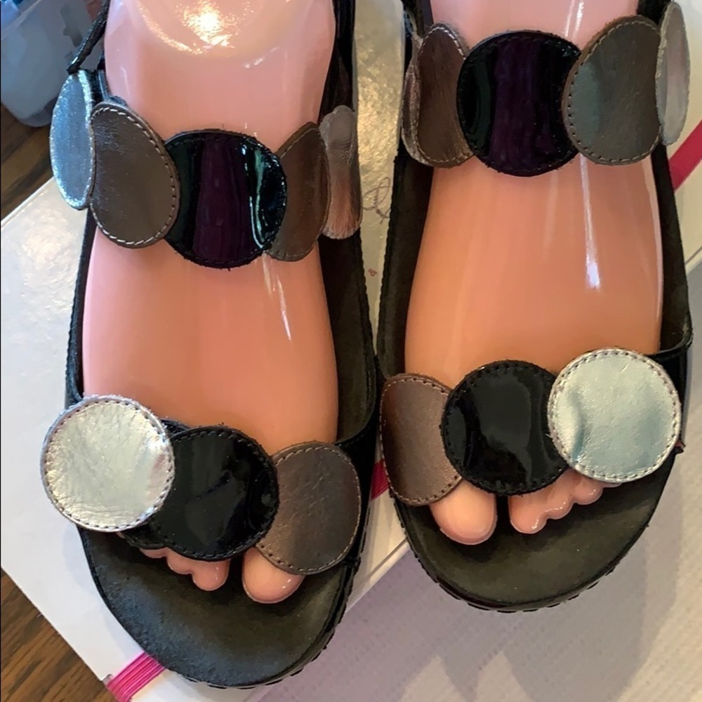Helle Comfort Sandals. Size 40(9). EUC. - Picture 2 of 9